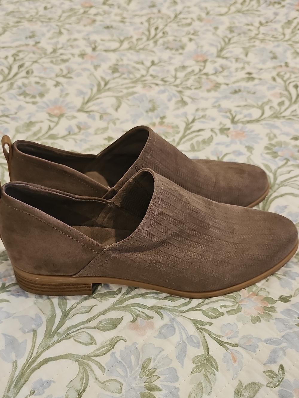 Women's Dr. Scholl's Taupe Slip-On Low Heel Casual Shoes, 9M